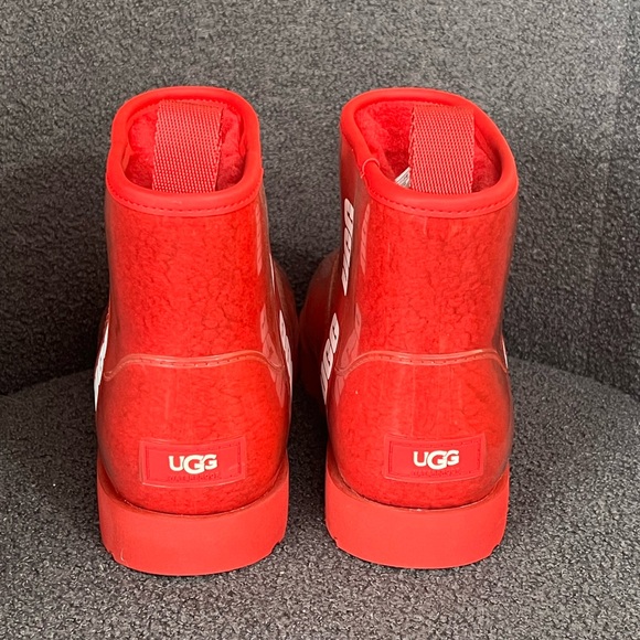 NEW UGG Women’s Classic Clear Mini Waterproof Ankle Boots- Red 1113190- Size 8 - Picture 5 of 8